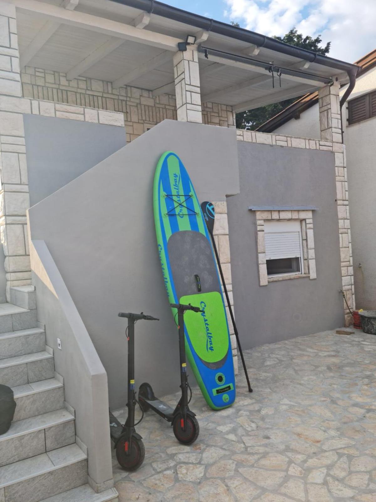 Apartment VI & La Electric Scooters Included Vir Exterior foto